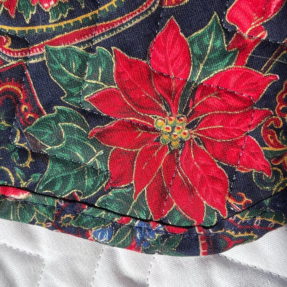 TABLE RUNNER Poinsettia, Reindeer & Santa